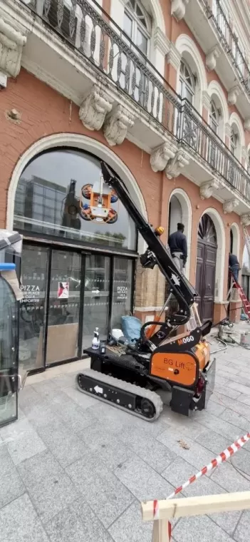 Location de mini-grue pour levage sur terrain en pente ou en travaux, Le Tarn, MALZAC LEVAGE