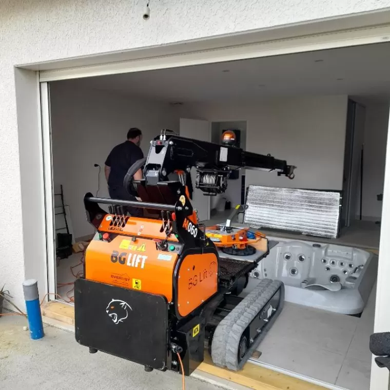 Location de mini-grue pour levage de spa / jacuzzi , Le Tarn, MALZAC LEVAGE